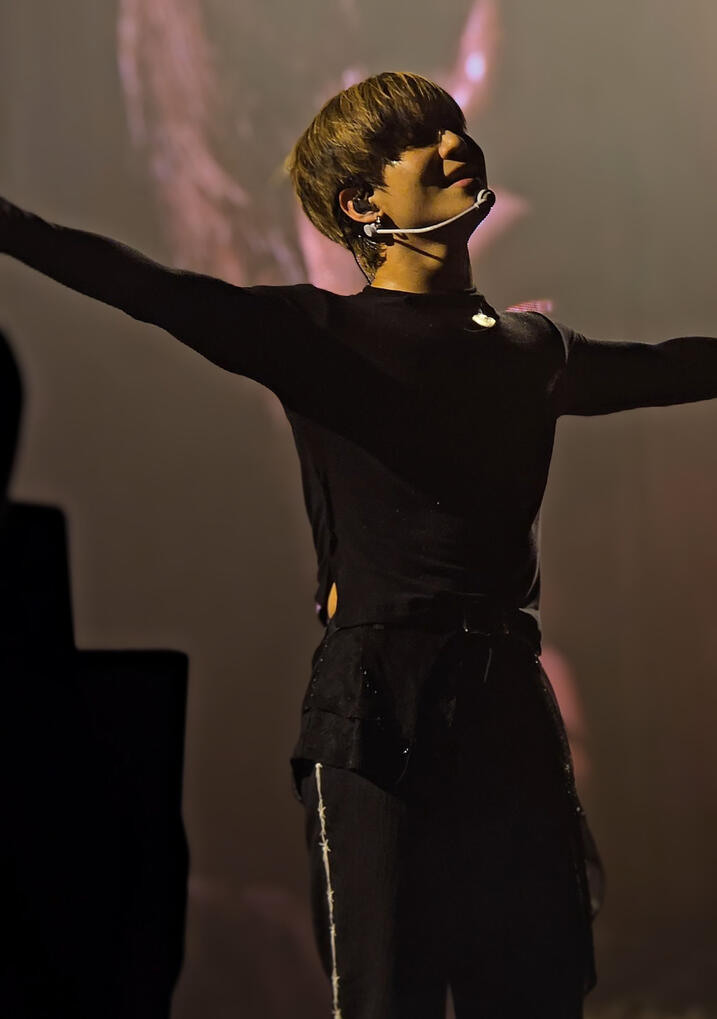 TAEMIN Ephemeral Gaze-Paris (03-12-25)